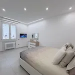 Dream 4*